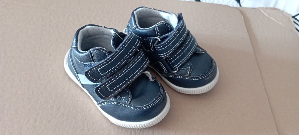 Botas azuis escuro, tamanho 19