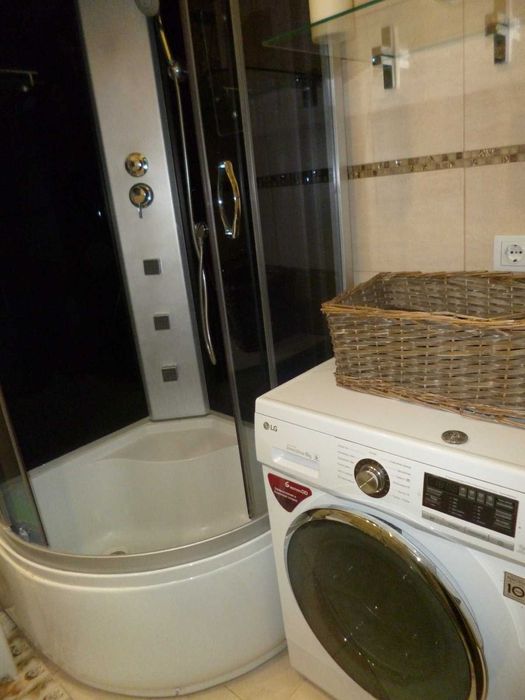 Сдам шикарную 2к квартиру с раздельными комнатами в Нагорном р-не