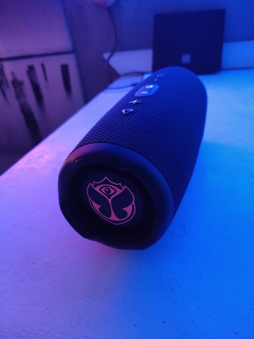 Głośnik JBL Charge Tommorowland Edition 40W stan bdb !
