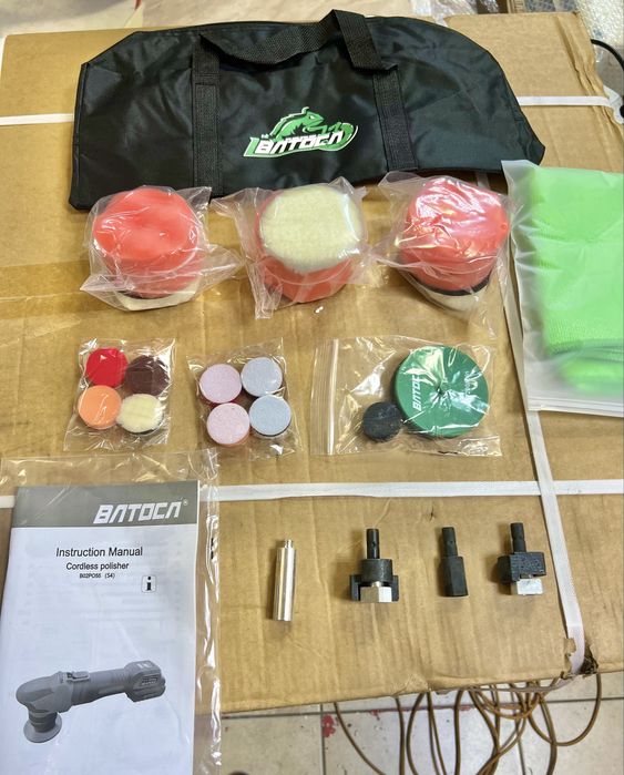 Аккумуляторная полировальная машина Batoca S4 SET1.