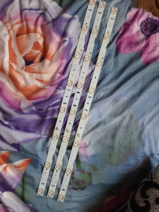 Планки светодиодов ZH32D08-ZC14F-01