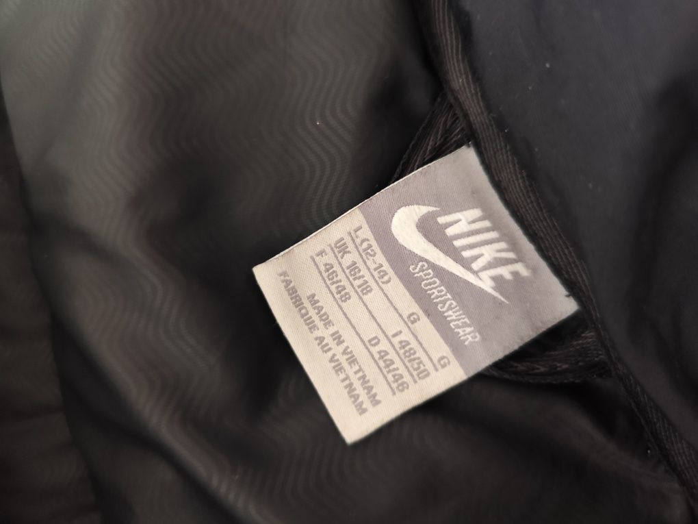 Kurtka damska puchowa Nike ( L ) dłuższa z kapturem