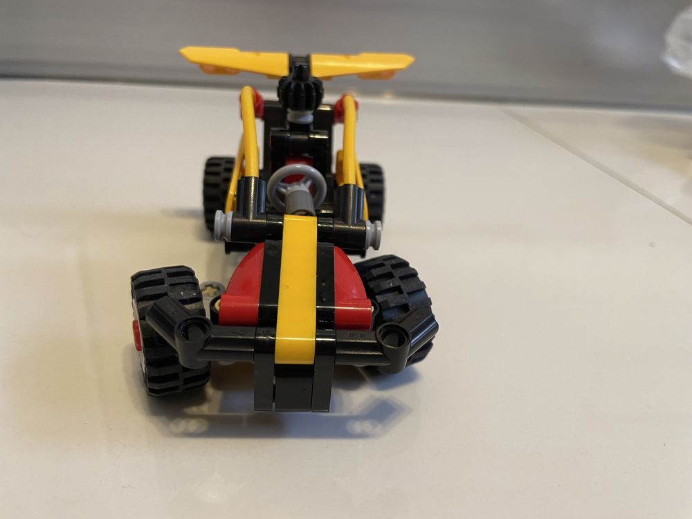 Lego Technic 2w1 - Buggy 42101