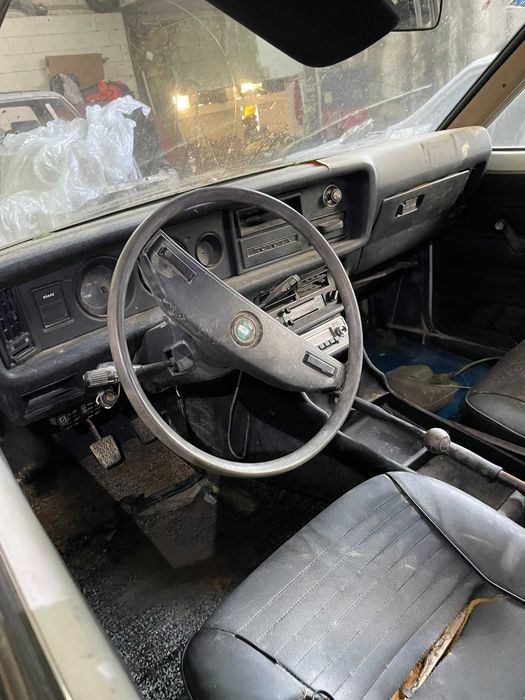 Toyota corolla ke36 - Peças