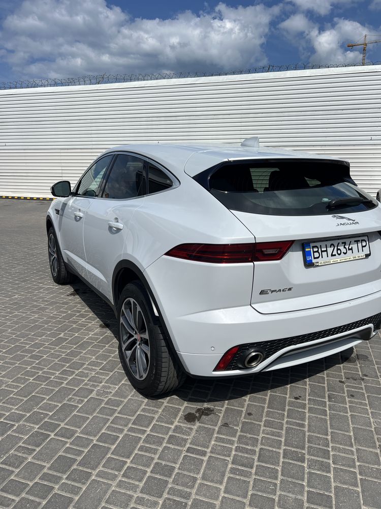 Jaguar E-Pace R-Dynamic S 2.0T AWD | Бензин | 2017 | США