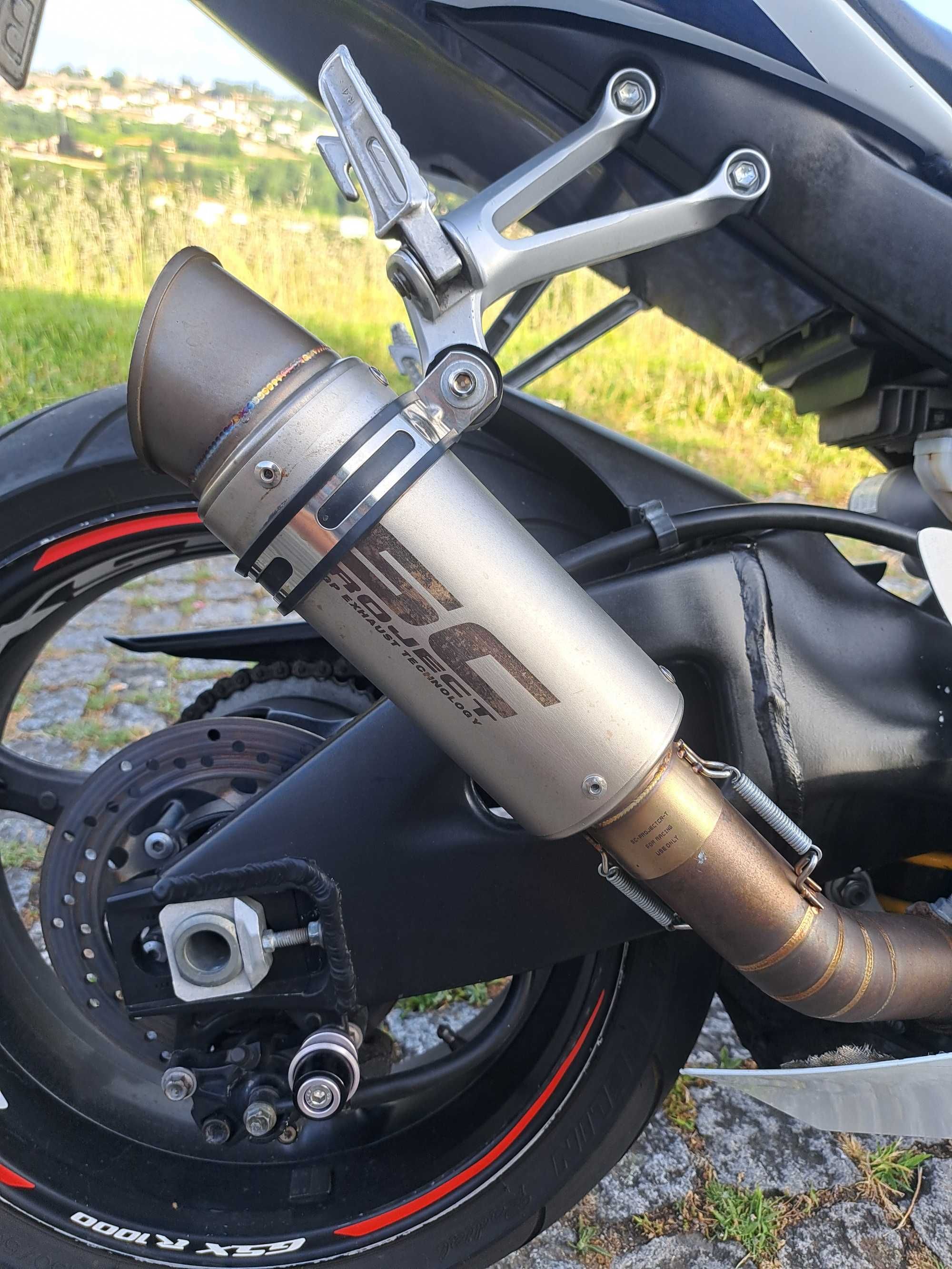 Suzuki gsxr 1000 k6 impecável