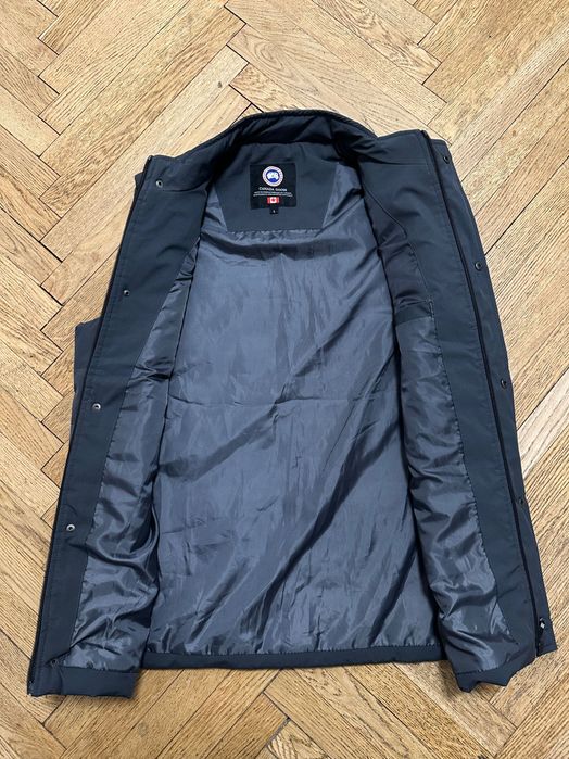 Жилетка Canada Goose М-Л размер серая