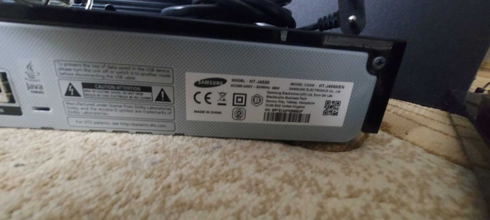 Kino domowe SAMSUNG HT-J4550 Blu-ray 3D