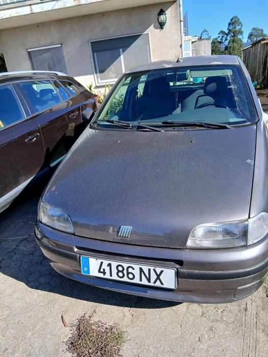 Fiat punto de 99