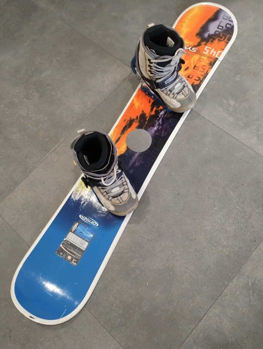 Deska snowboardowa z butami