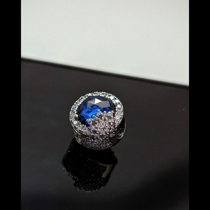 Пандора шарм синій 3D