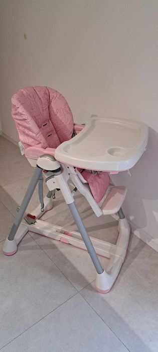 Krzesełko do karmienia dziecka
