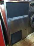 Vendo Maquina de fazer gelo