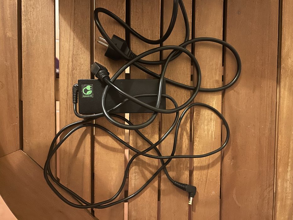 Carregador portátil Fujitsu