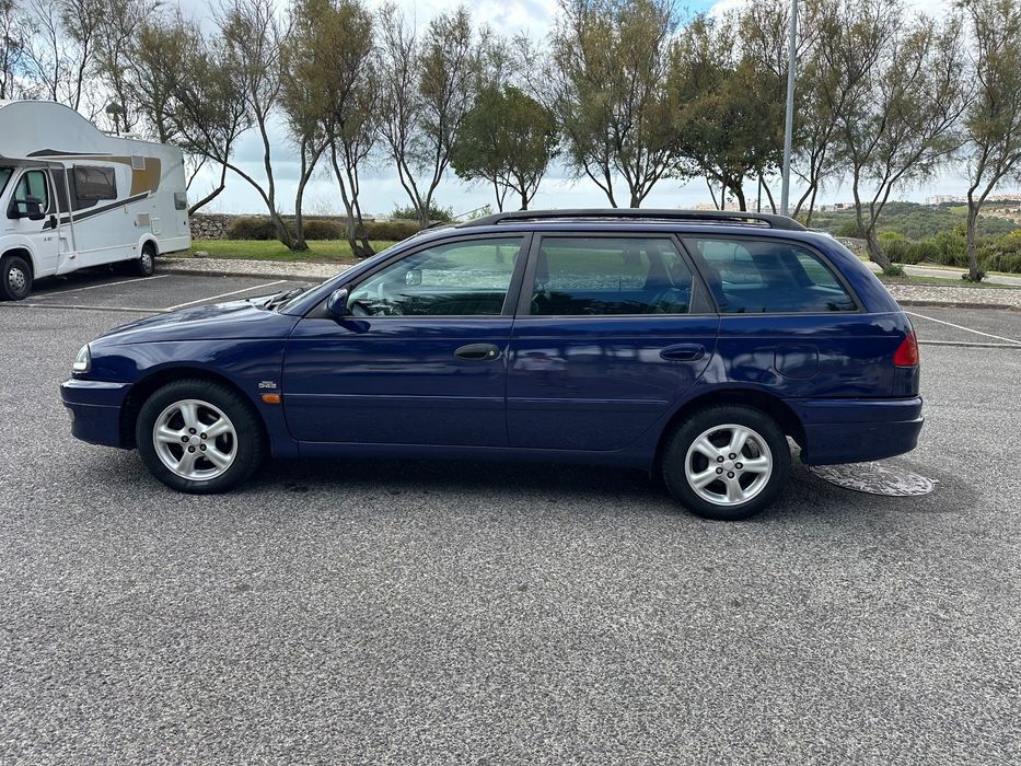 Toyota Avensis SW 2.0 D4D Terra