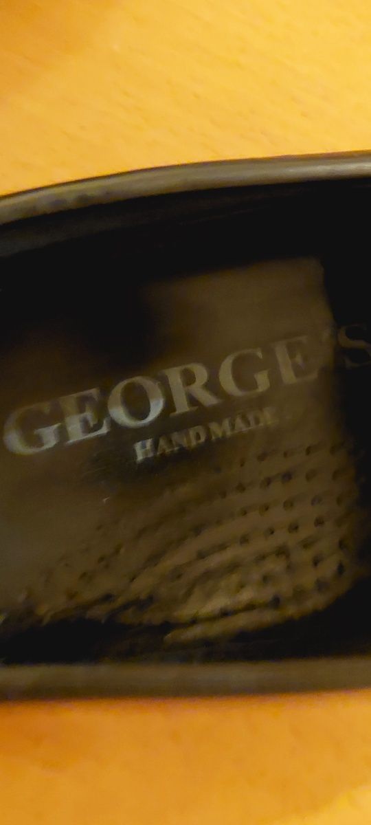 Sapatos marca Georges originais para homem tamanho 41 novos