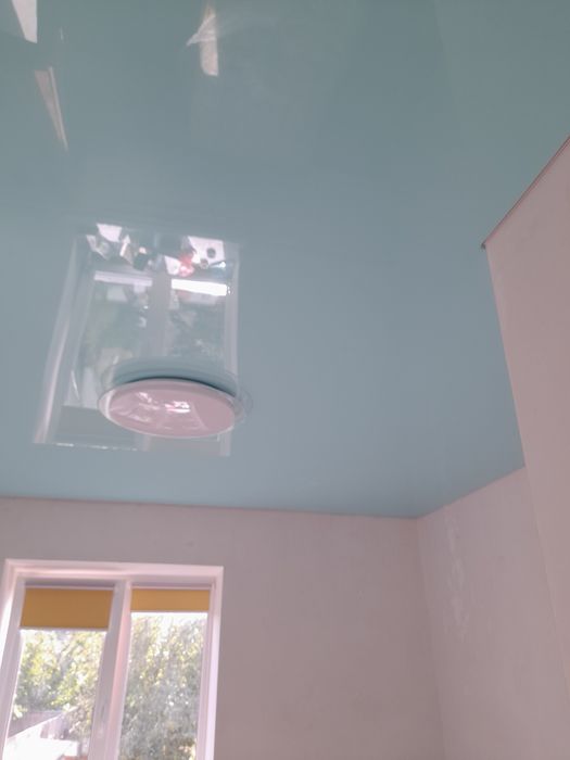 Натяжные потолки от 300гр. за м2