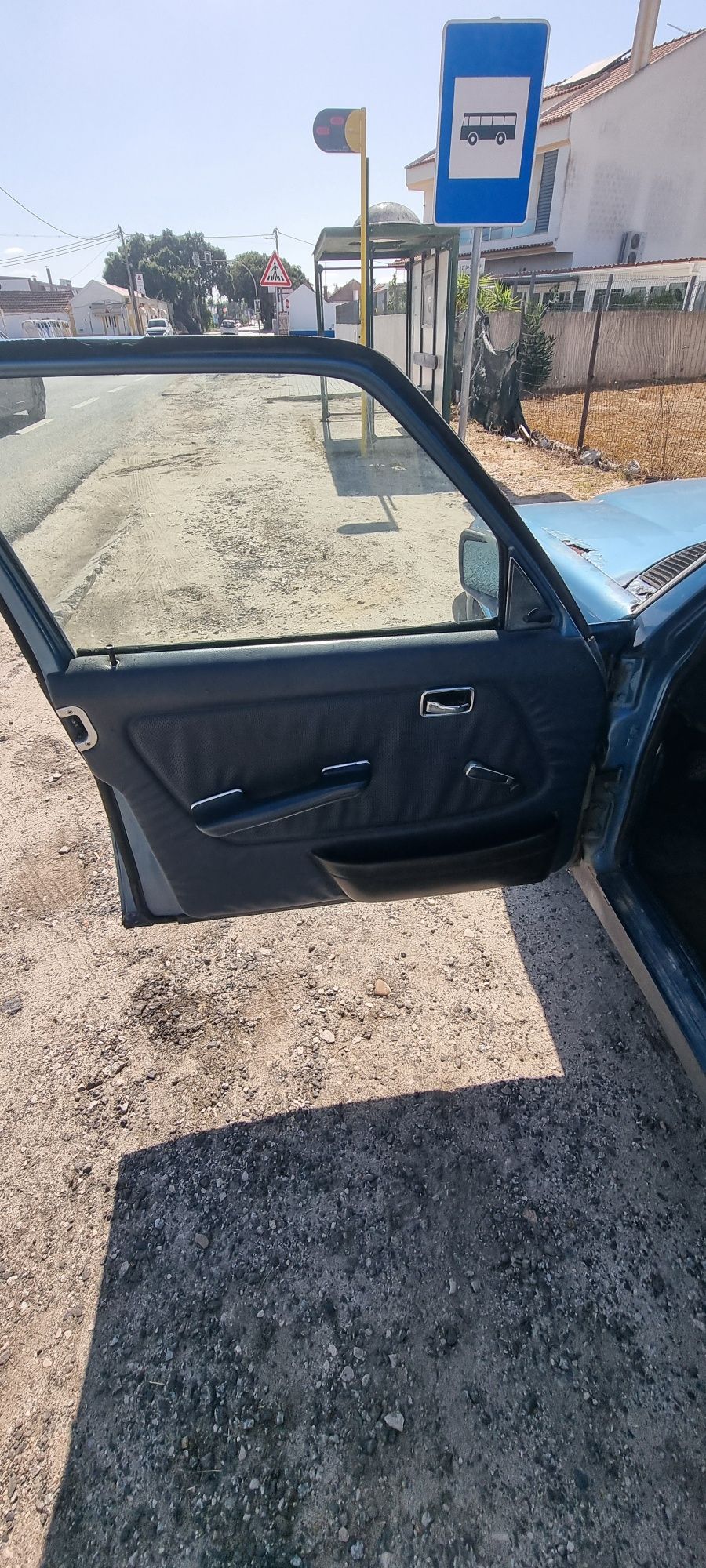 Mercedes 300d manual