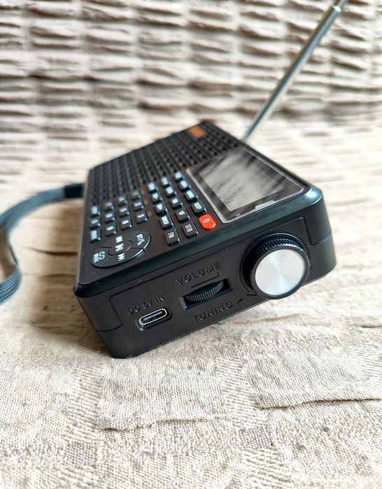 Радио XHDATA D 109 FM/AM/SW/LW  с МР3, Bluetooth, 18650 аккумулятор