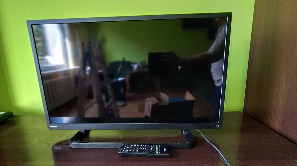 Telewizor LCD Toshiba 32W2433D