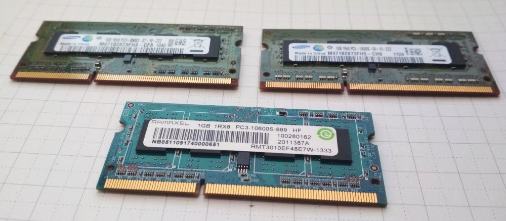 Оперативная память к ноуту DDR3 (3 шт. по 1 Гб)