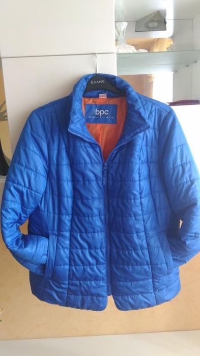 Bpc куртка жіноча стильна