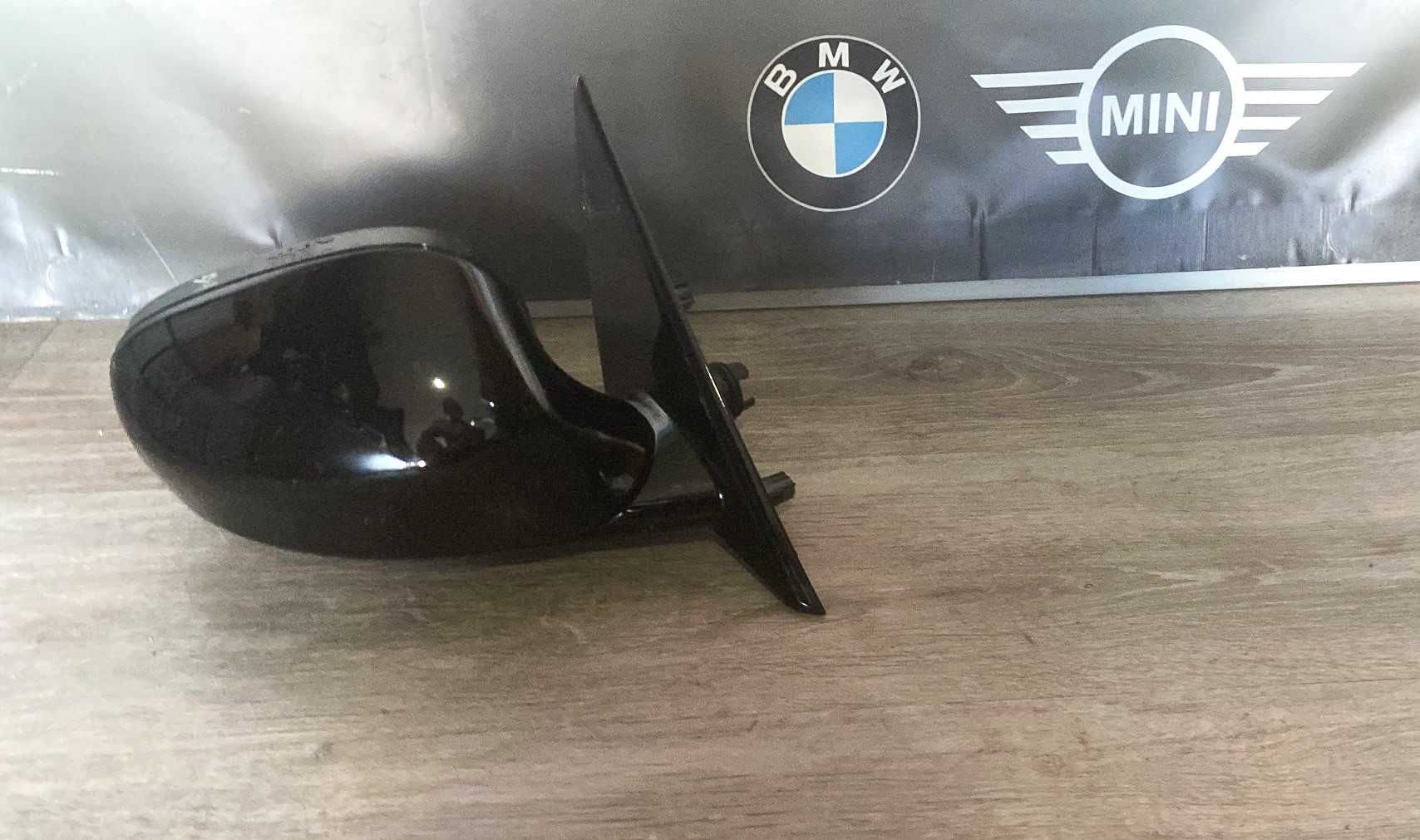 Farolim direito BMW E90 / E91 LCI