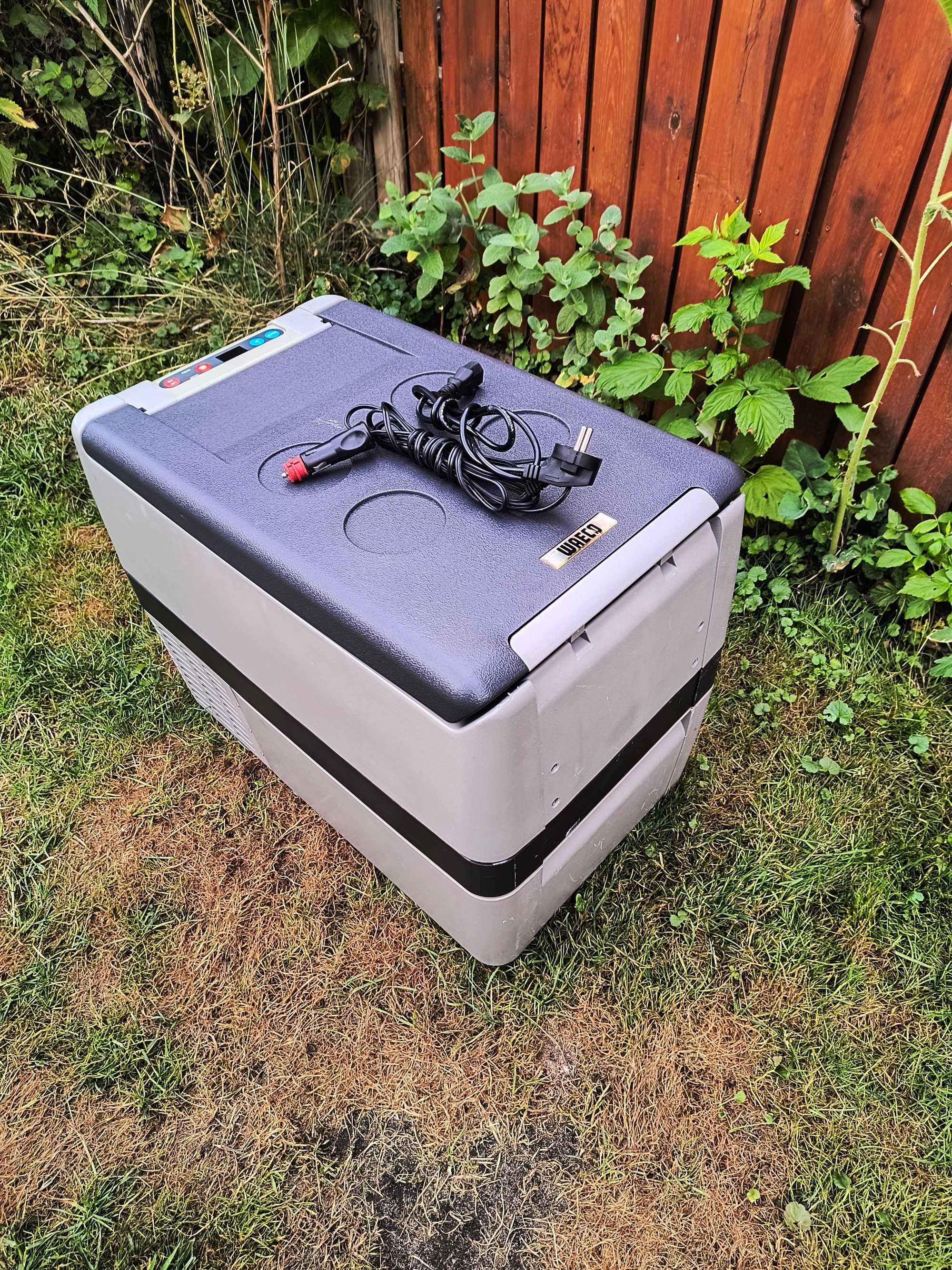 Lodówka z kompresorem  Waeco CoolFreeze CF-40 230V/12V/24V Duża 40 L