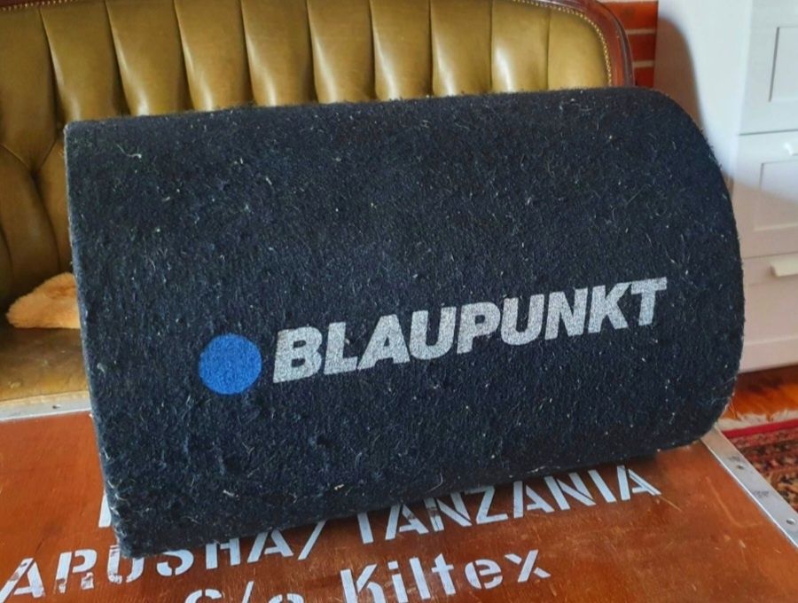 Mocny Subwoofer do auta Blaupunkt, tuba basowa