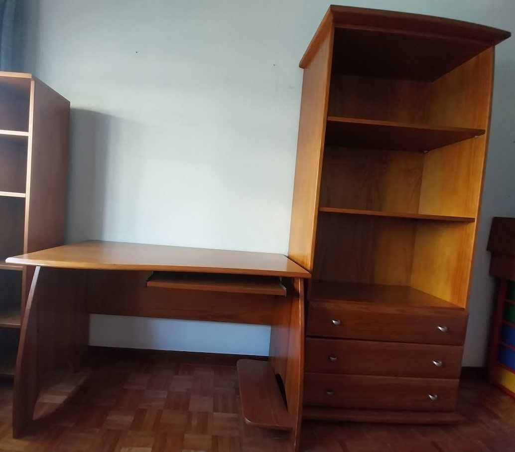 Móveis para escritório ou quarto solteiro