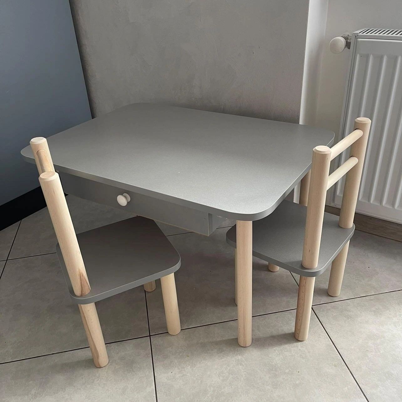 Дитячий столик та стілець ( стільчик)