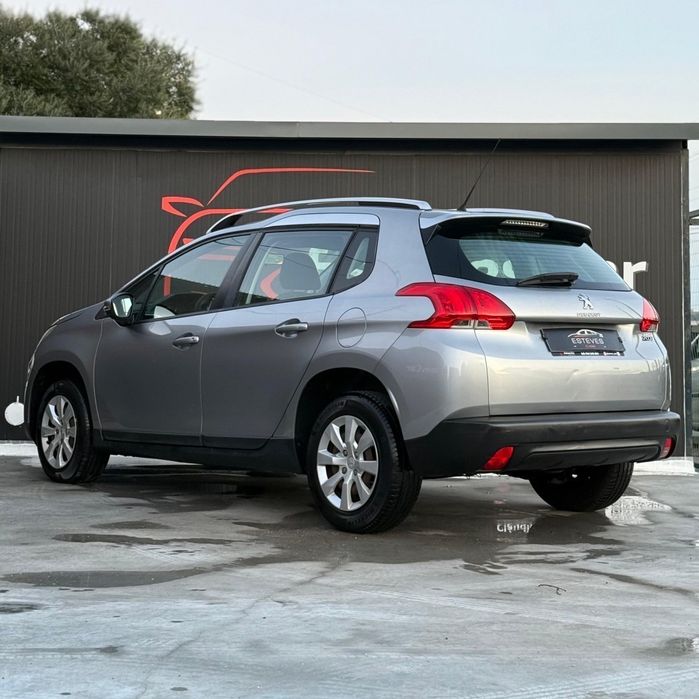 Peugeot 2008 1.2 VTi Access