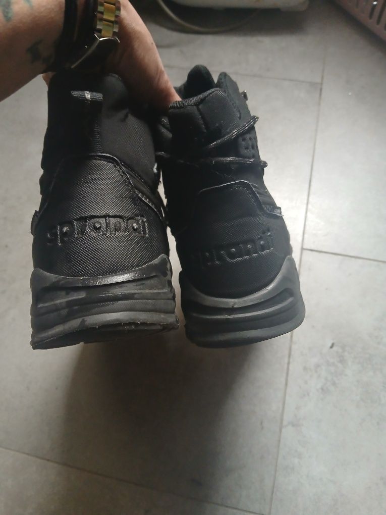 Czarne zimowe buty Sprandi bdb r.43