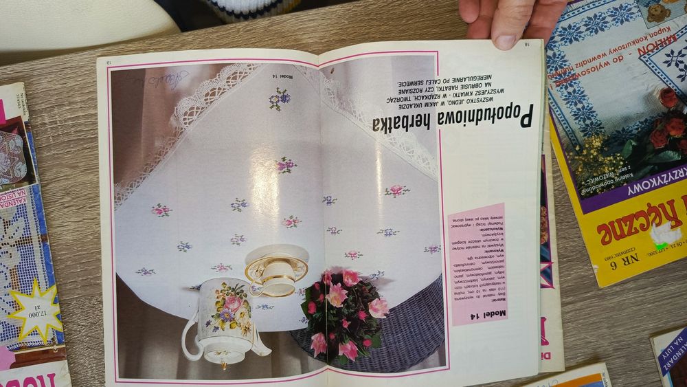 Duży zestaw dziewiarski vintage gazetki lata 60' - 90' dla kolekcjoner