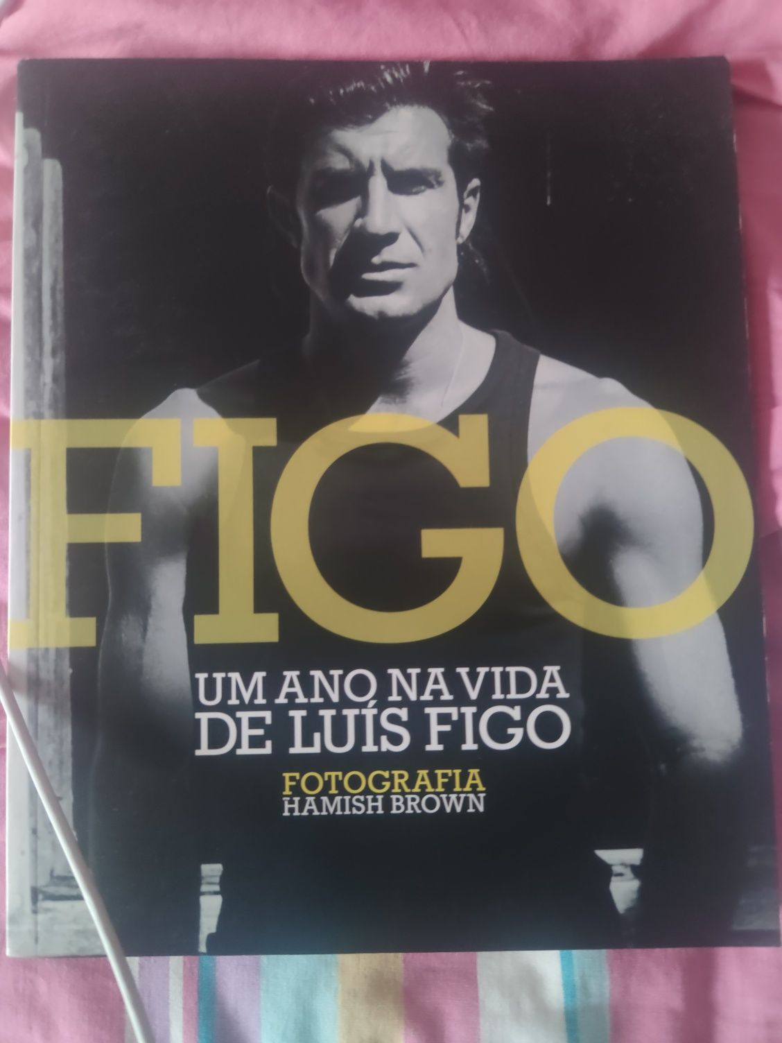 Livro Luis Figo impecavel