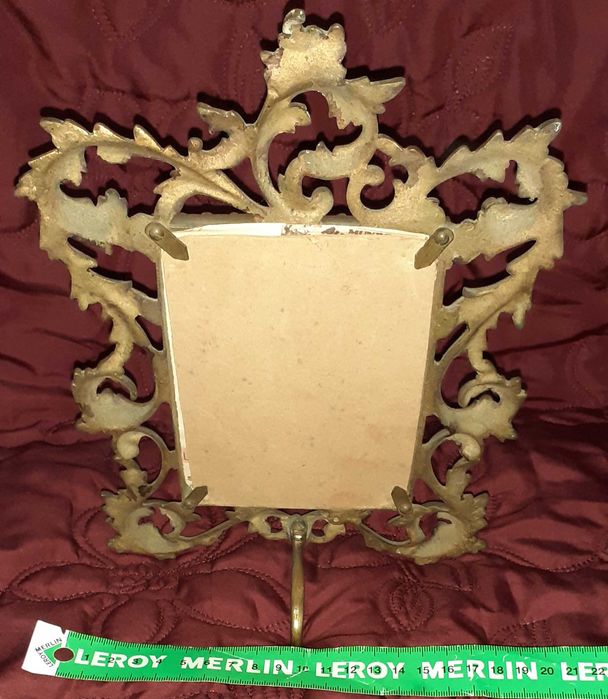 Moldura Antiga em Bronze
