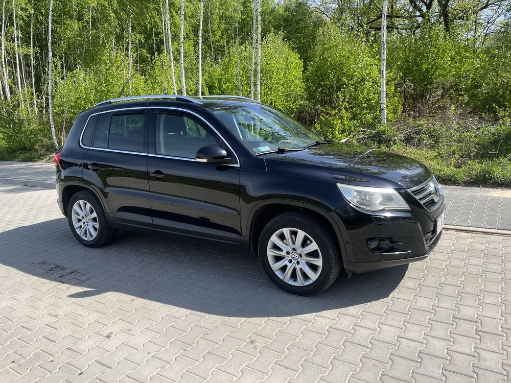 WV TIGUAN salon Pl