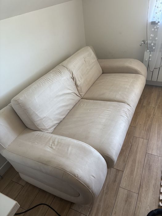 Kanapa dwuosobowa jasny beż, alkantara