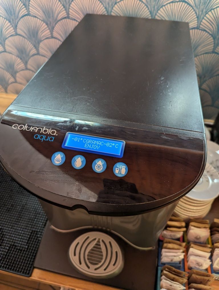 Vendo máquina de filtrar água Colúmbia HG45 E Top