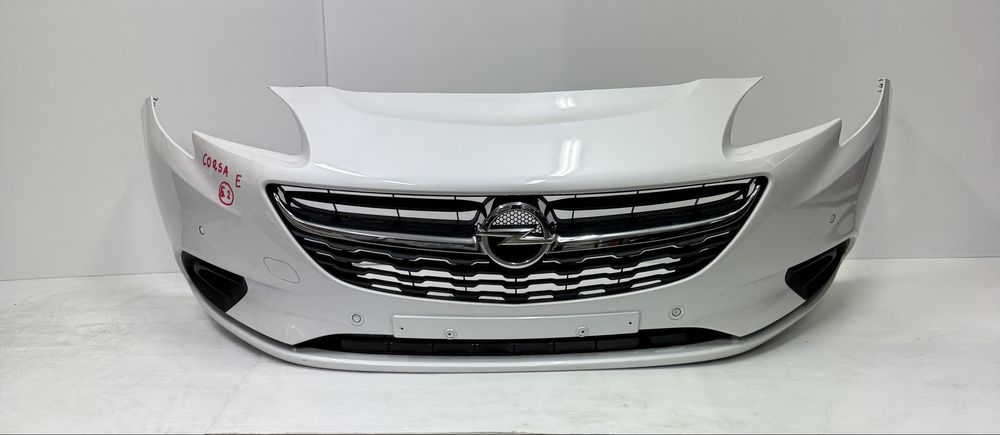 Opel Corsa E zderzak przód z40r
