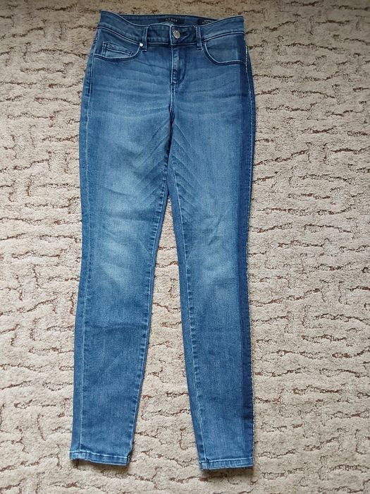 Dżinsy damskie Guess Stan bardzo dobry