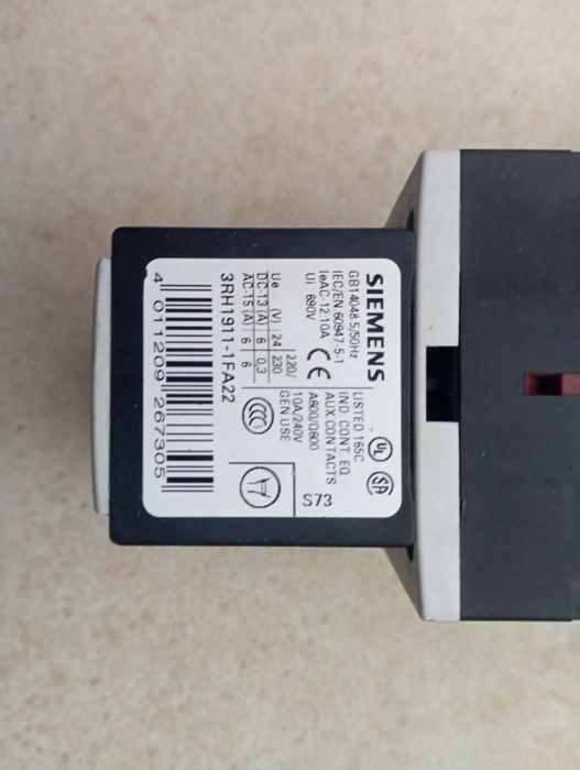 Styczniki Siemens 3RT1015, 3RT1016, 3RH1140, 3RH1122, 3RH1131