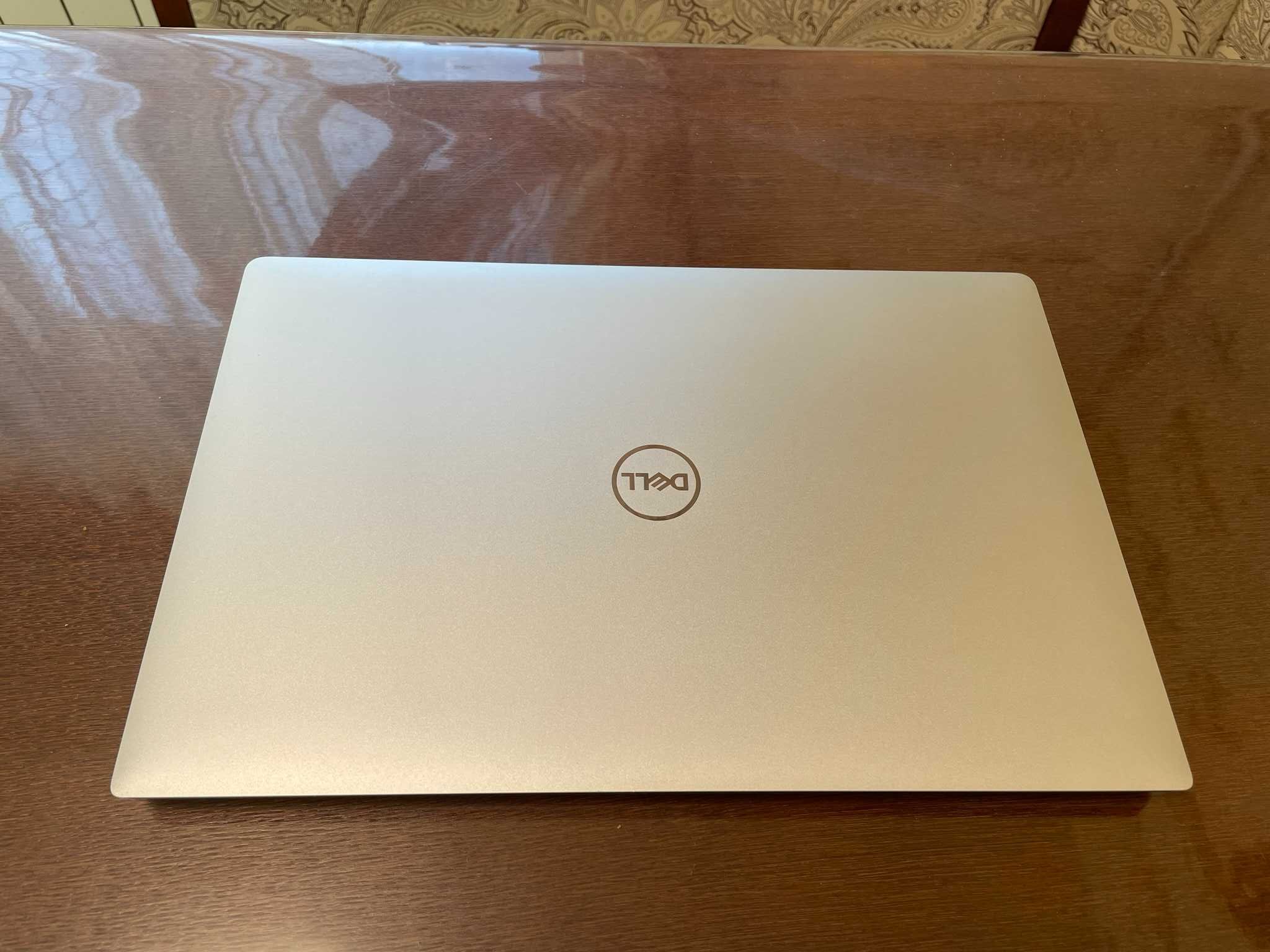 Ультрабук 15" UHD Dell Precision 5530 (i9-8950HK/32/SSD 512Gb/P2000)