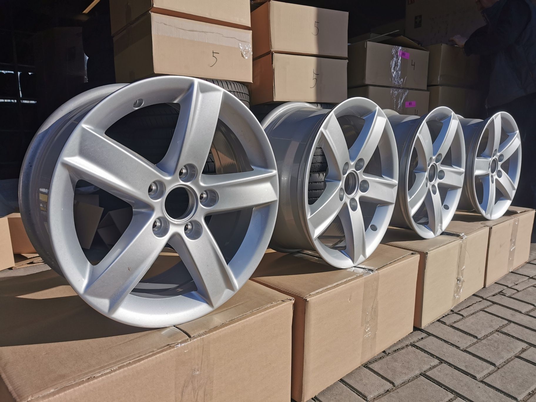 Oryginalne Felgi Audi 16" 5x112 ET46 7J A4 S-line VW Skoda Seat NOWE!