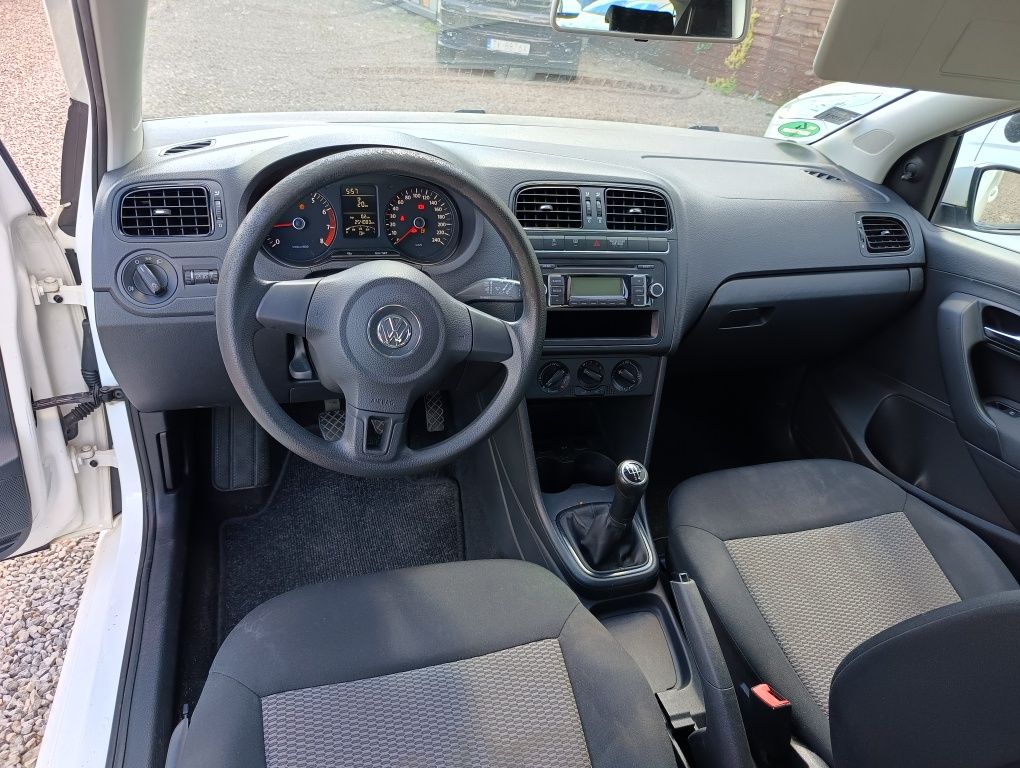 Volkswagen Polo 1.4 MPI 5 drzwi klima