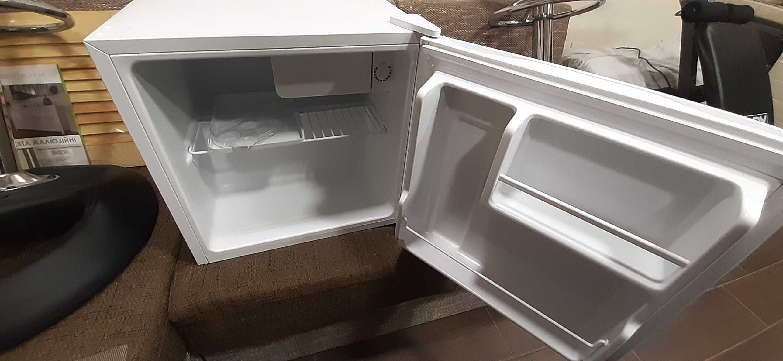 Холодильник elenberg MR-48