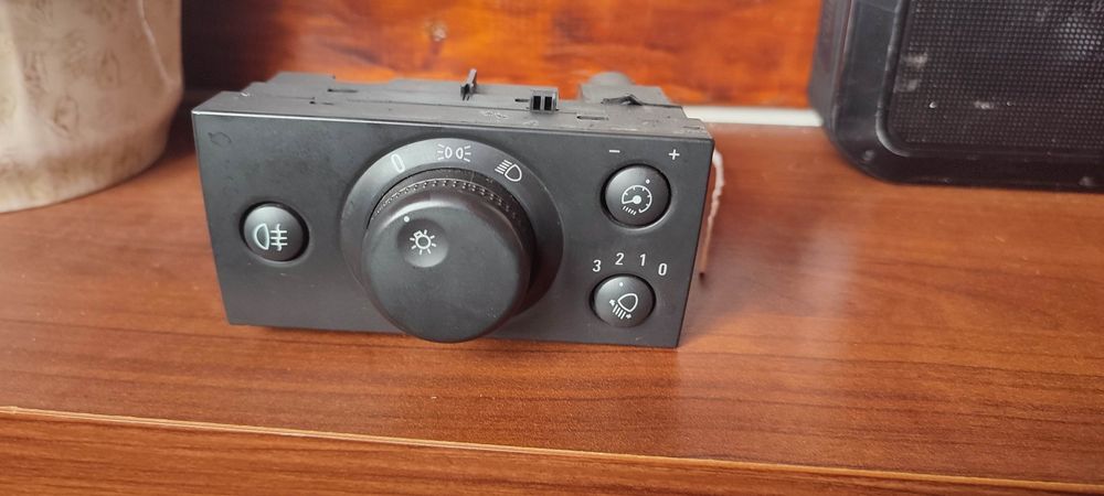 Продам блок управления светом Opel meriva a