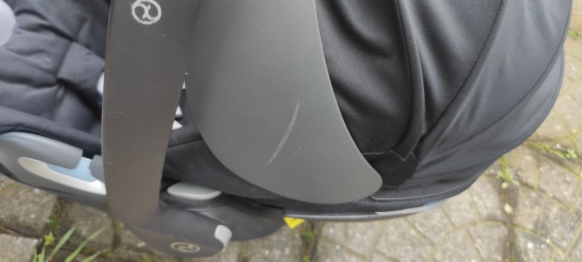 Fotelik samochodowy Isofix Cybex Cloud z serią Platinum