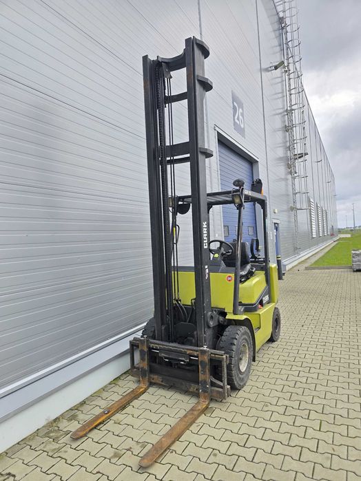 CLARK CGP25 - stan bardzo dobry