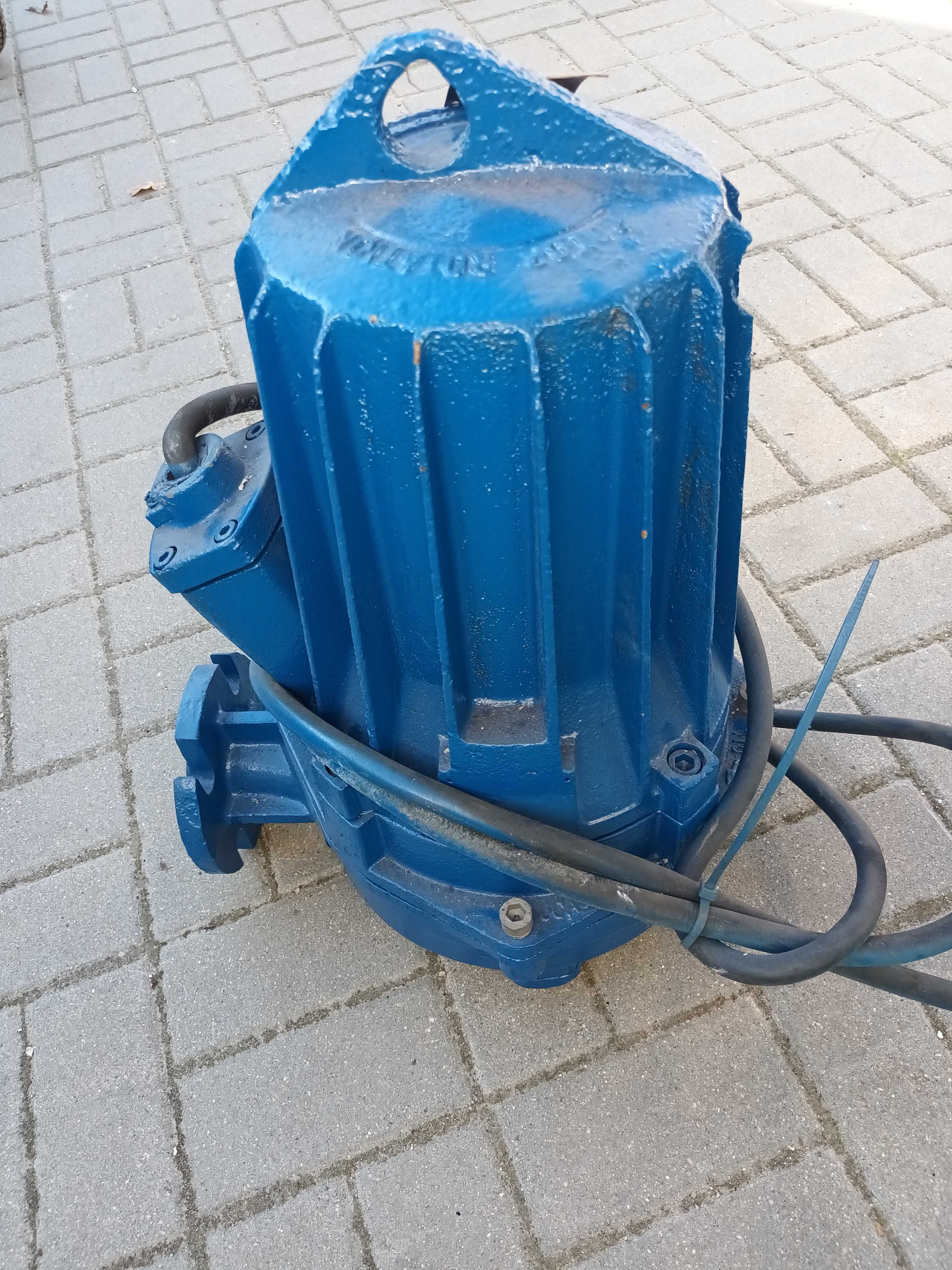 Pompa  ABS Pirnha90-2ex 10kw z nożem tnącym